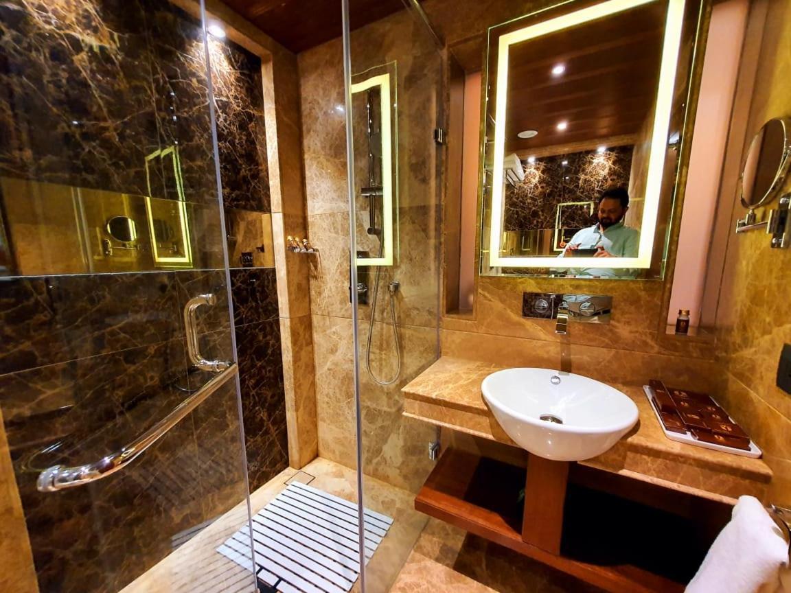 Hotel Mbc Citadel Nashik Ngoại thất bức ảnh