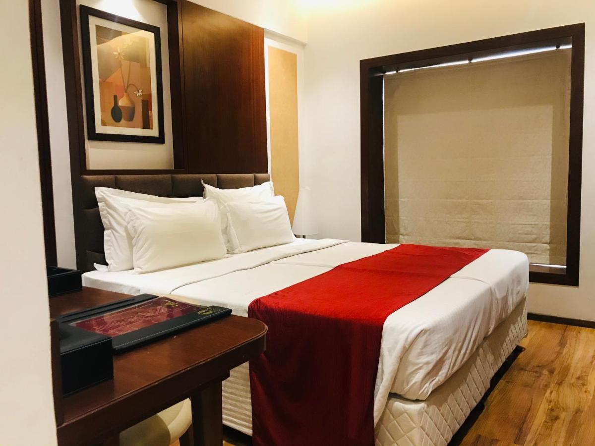 Hotel Mbc Citadel Nashik Ngoại thất bức ảnh