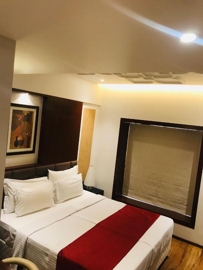 Hotel Mbc Citadel Nashik Ngoại thất bức ảnh