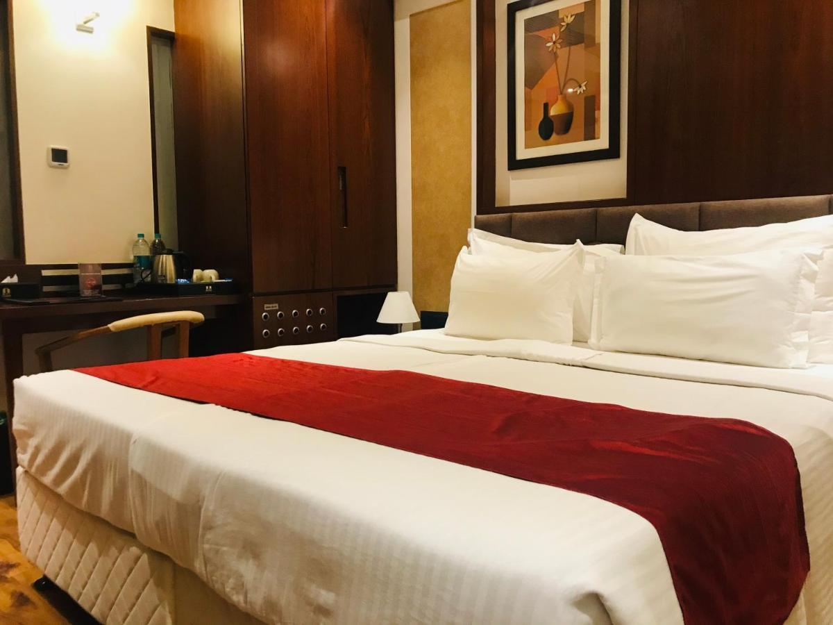Hotel Mbc Citadel Nashik Ngoại thất bức ảnh