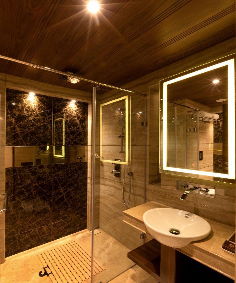 Hotel Mbc Citadel Nashik Ngoại thất bức ảnh