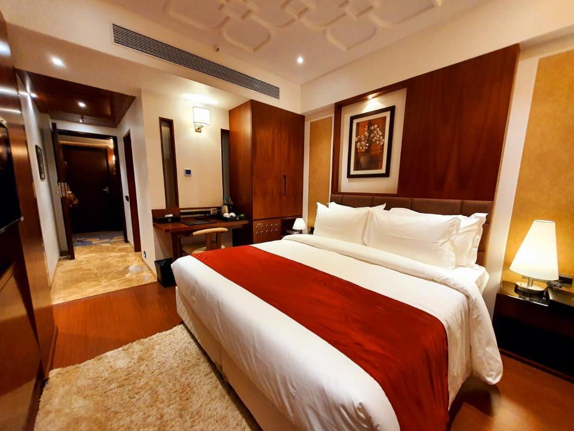 Hotel Mbc Citadel Nashik Ngoại thất bức ảnh