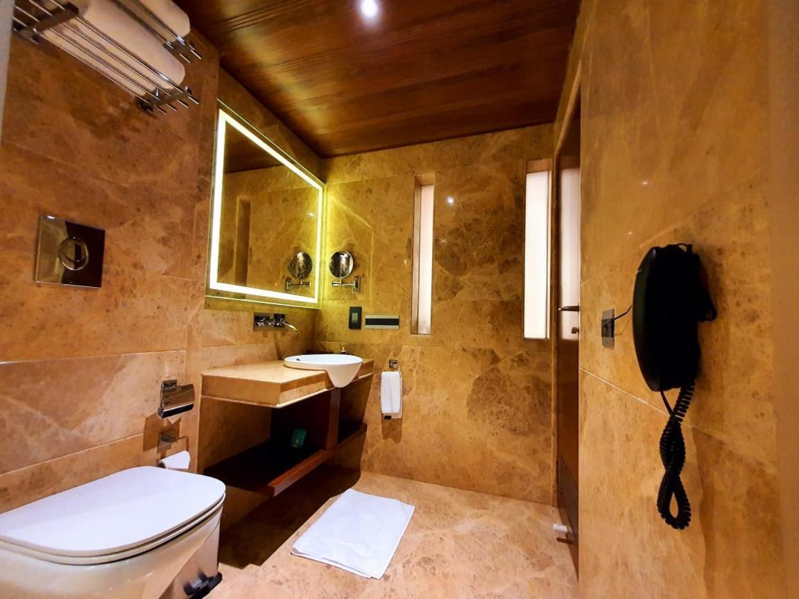 Hotel Mbc Citadel Nashik Ngoại thất bức ảnh