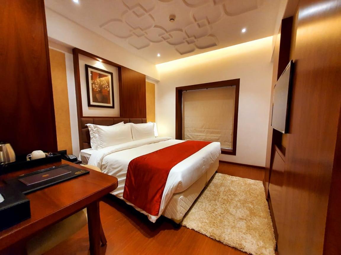Hotel Mbc Citadel Nashik Ngoại thất bức ảnh