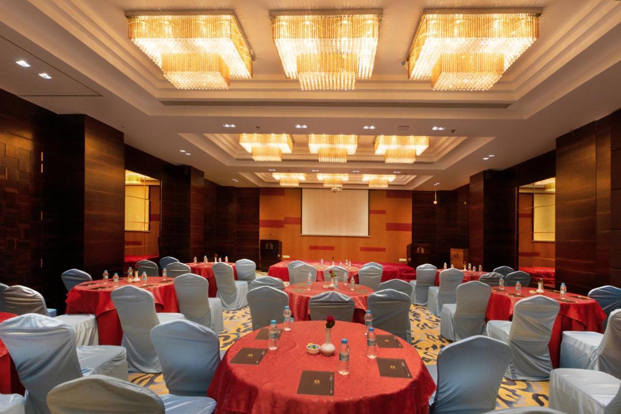 Hotel Mbc Citadel Nashik Ngoại thất bức ảnh