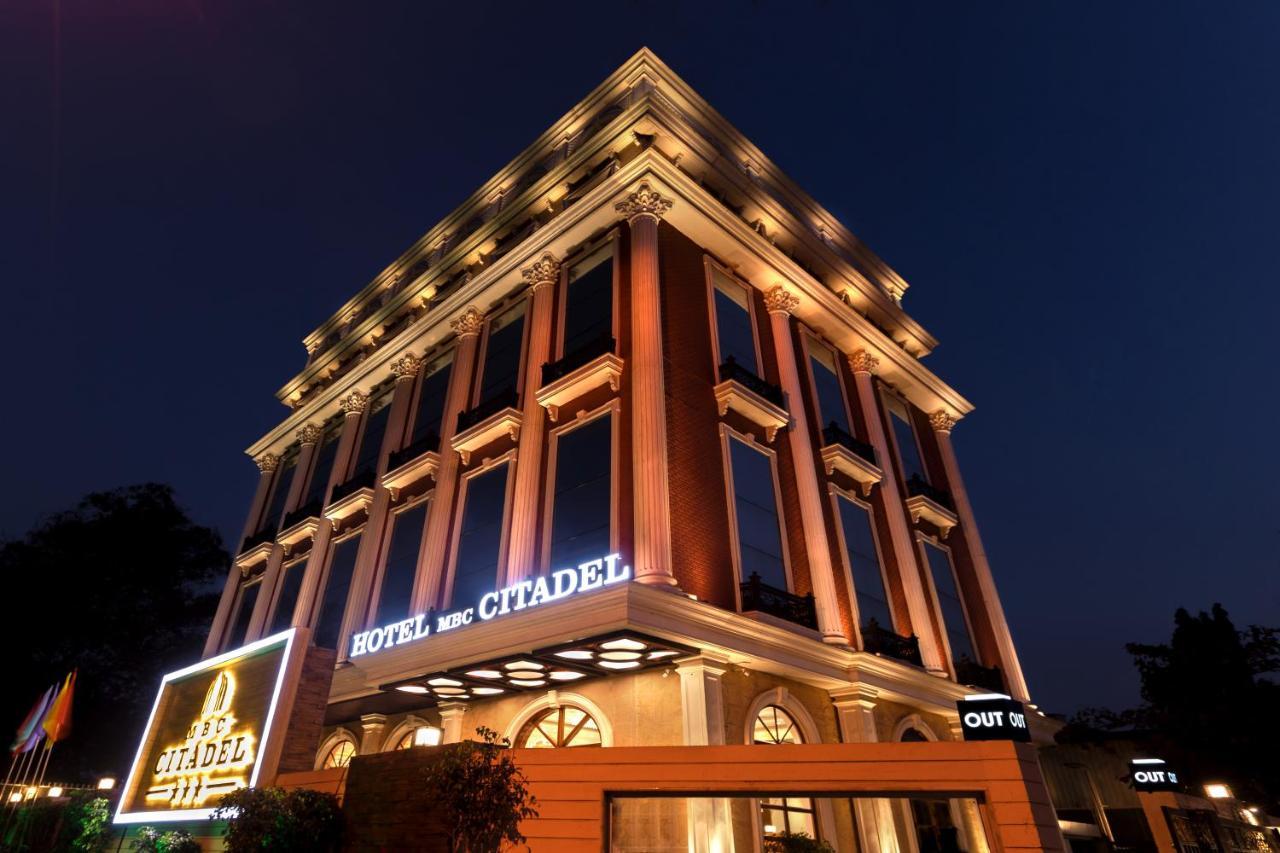 Hotel Mbc Citadel Nashik Ngoại thất bức ảnh
