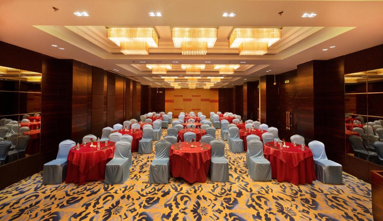 Hotel Mbc Citadel Nashik Ngoại thất bức ảnh